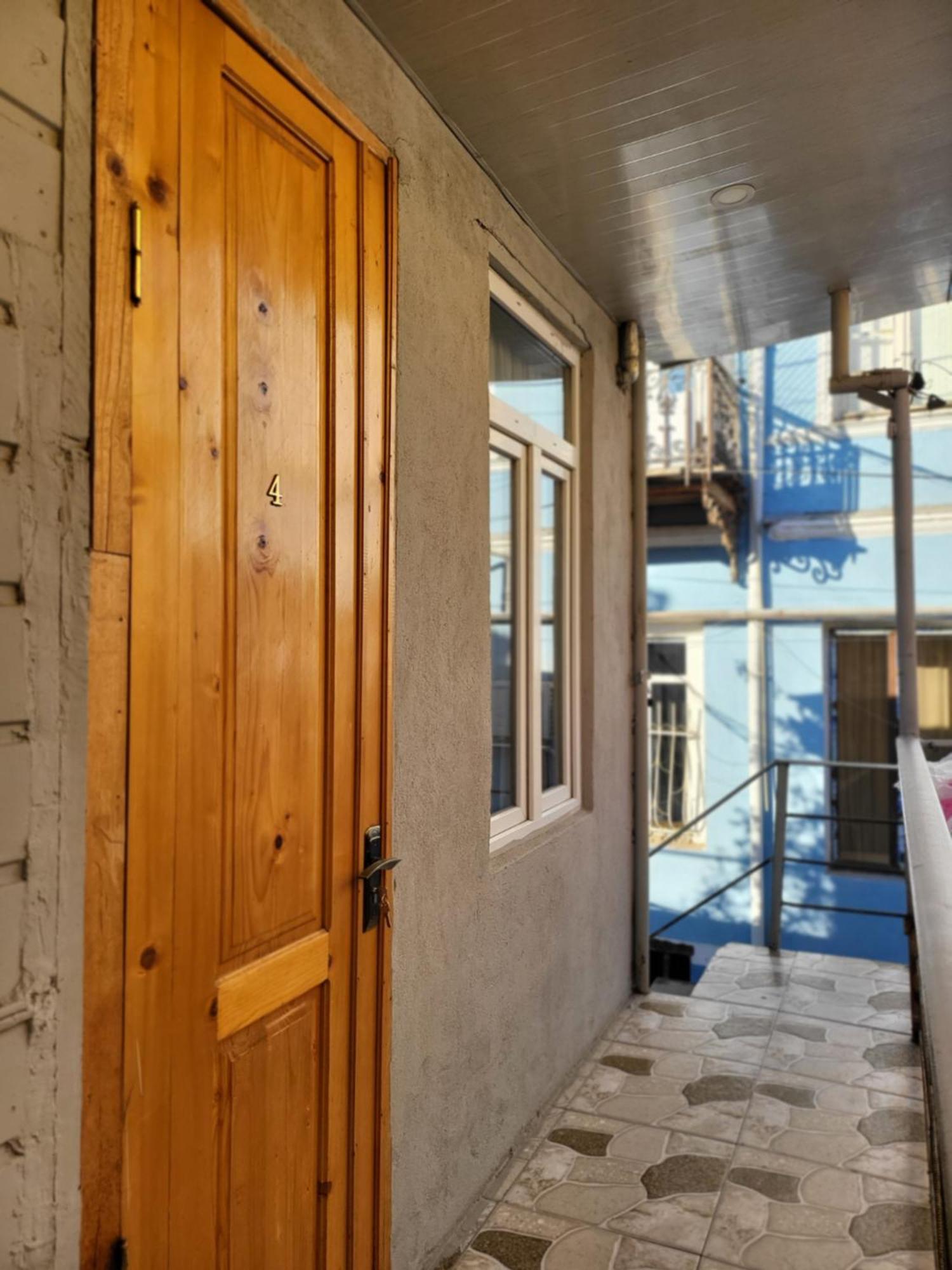 Guesthouse Sabina Тбілісі Екстер'єр фото
